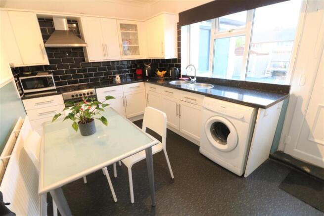 KITCHEN/DINER