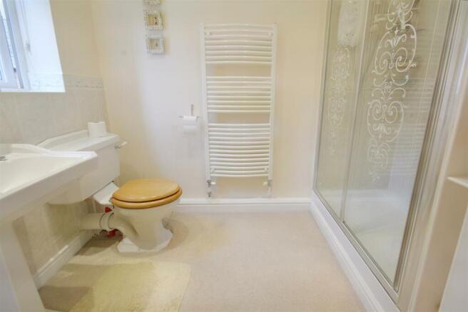 En-Suite Bedroom 1