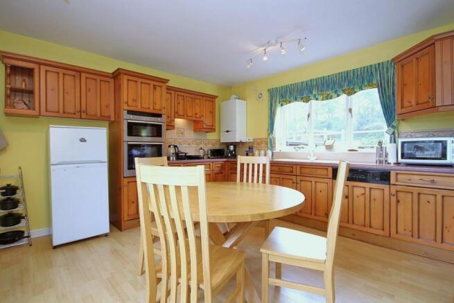 Kitchen/Breakfast Ro