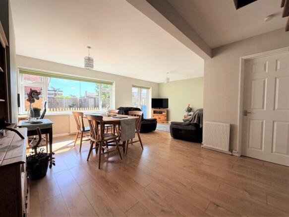 LOUNGE AND DINING