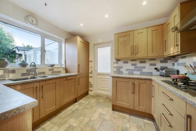 Fitted Kitchen
