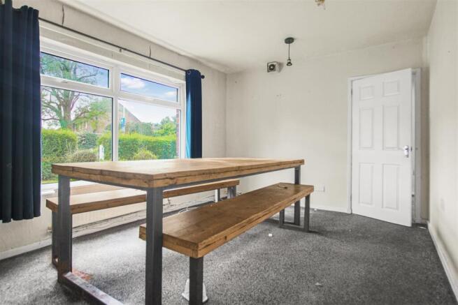 Kingsfold Drive, Penwortham, Preston photo 5