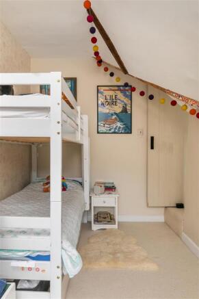house. Partnership Steep