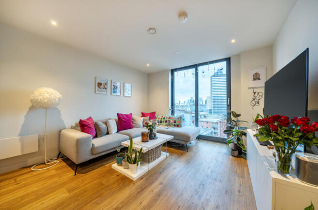 1406510-7-6985bf2...