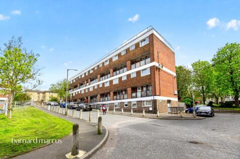 Clarence Lane, LONDON