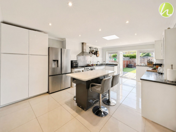 Kitchen/ Dinner