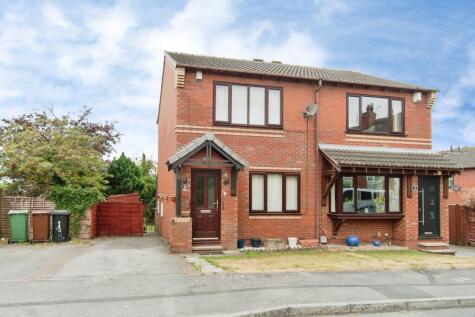 Hollins Park, Kippax, Leeds, LS25