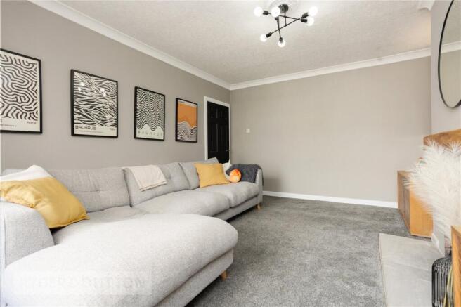 4 bed Semi-Detached for sale Image 7