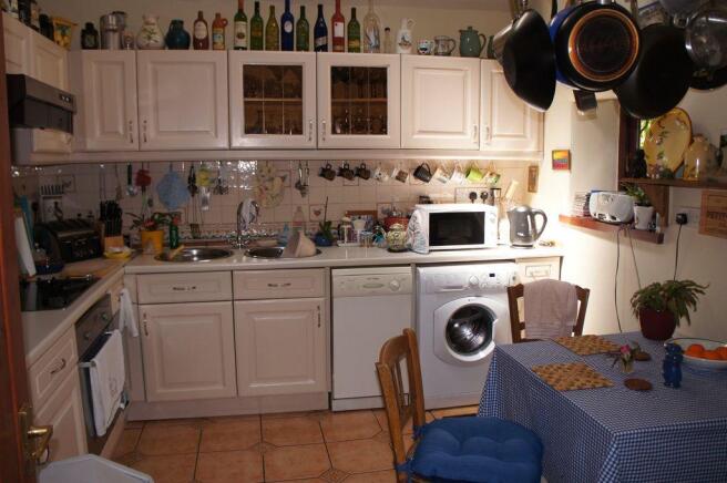 Photo 4