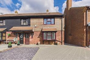 2, Heywood Avenue, Maidenhead SL6 3JA