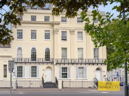 The Town House, Kenilworth Rd, Central Royal Leamington Spa (1100sqft and NO chain!)