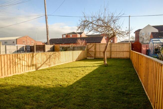 Rear Garden 1.jpg