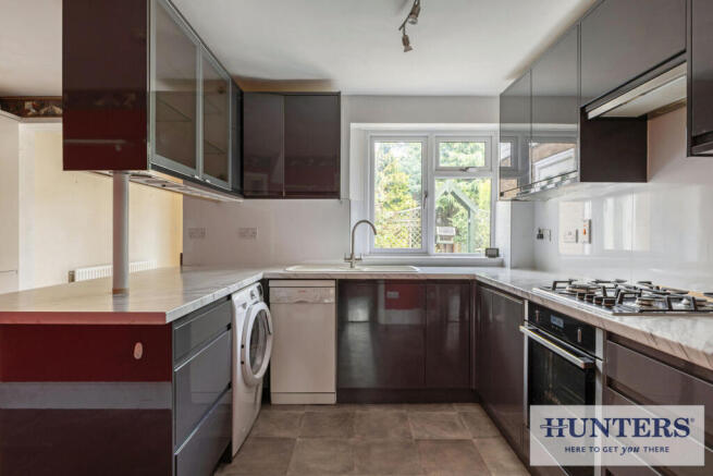3 bed Semi-Detached for sale Image 8