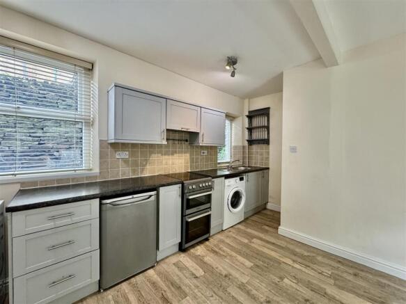 2 bed End of Terrace for sale Image 8
