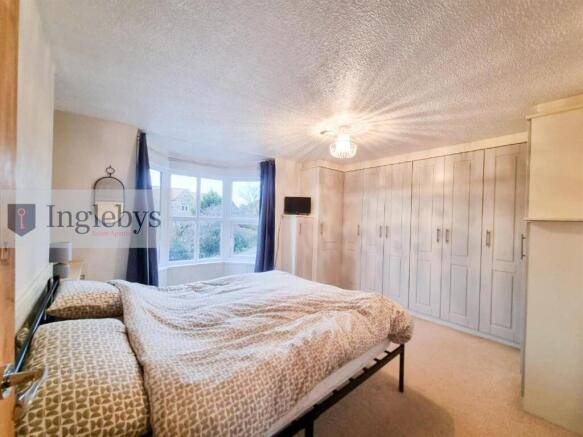 3 bed House for sale Image 10