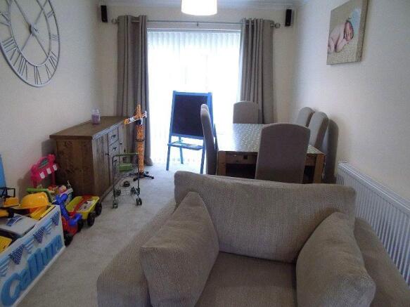 Lounge / Dining room