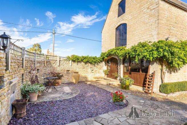 The Woolbarn, Main Street, Upper Benefield, PE8 5A