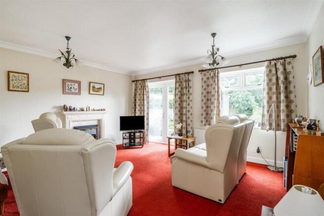 81 Mill Lane_9.jpg