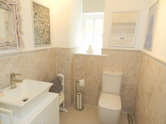 Cloakroom/WC