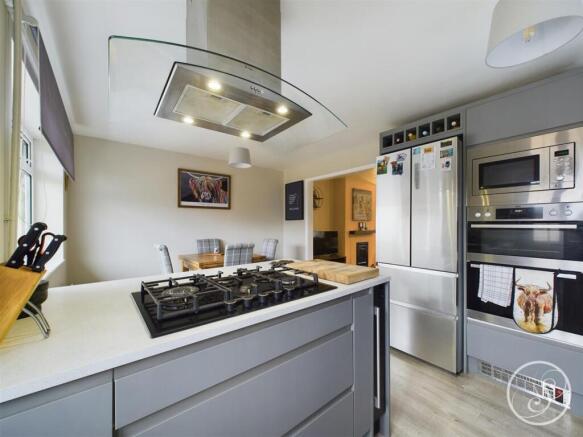 KITCHEN/DINER