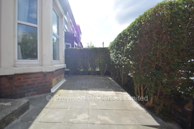 6 bed End of Terrace to rent Image 6