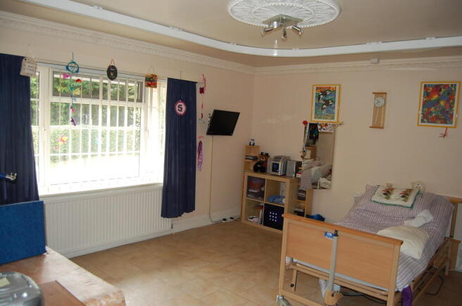 Photo 10