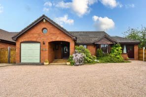 Copperwood, New Road, Far Forest, Kidderminster DY14 9TQ