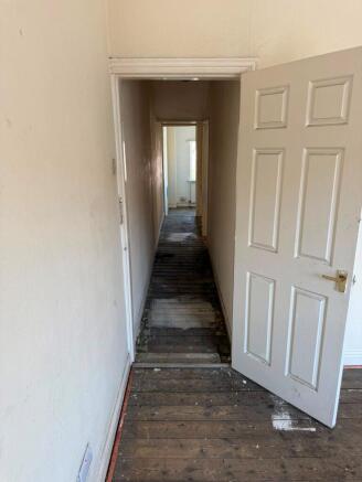 3 bed Terraced for sale Image 6