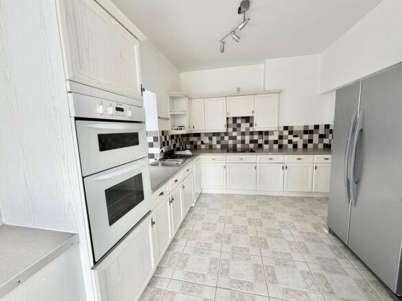 3 bed End of Terrace for sale Image 12