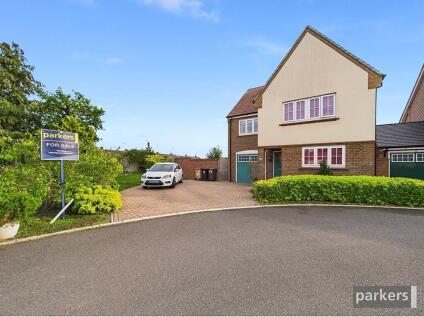 Addington Gardens, Woodley, Reading, Berkshire, RG5