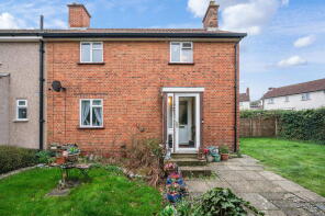 9, Ruthen Close, Epsom KT18 7NX