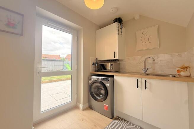 3 bed Detached for sale Image 6