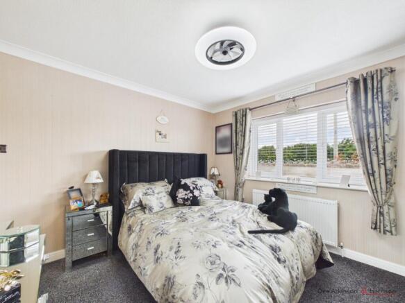 2 bed Detached Bungalow for sale Image 12