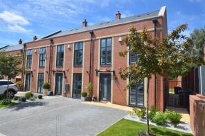 47, Queen Mary Court, Derby DE22 1BB