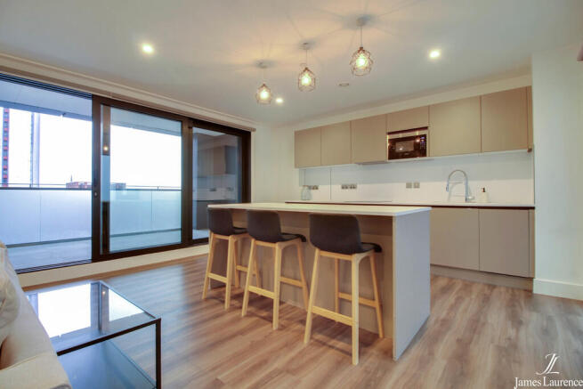 IMG_9317_9_origin...