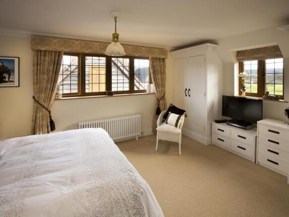 Bed1a - Copy.jpg