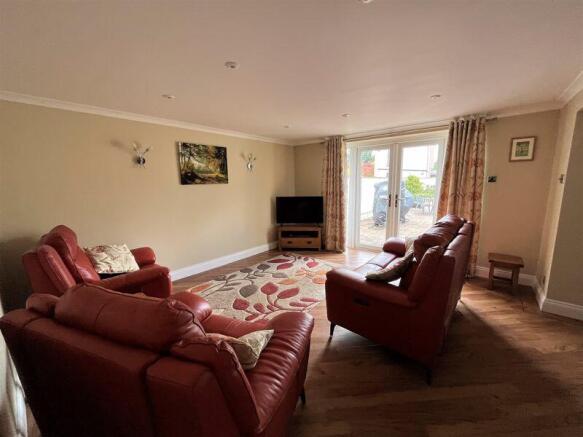 lounge x 2