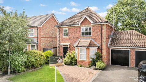 Reeves Close, Langdon Hills, SS16 6PD