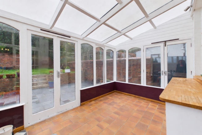 5 bed Terraced for sale Image 11