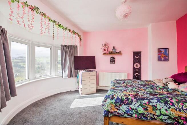 2 bed Semi-Detached for sale Image 9