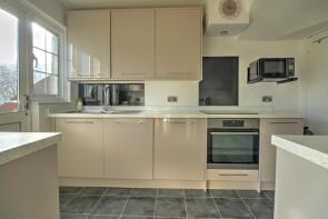 18, Congreve Road, Gaisford, Worthing BN14 8EJ