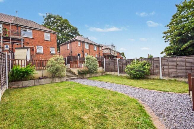 3 bed Semi-Detached for sale Image 9