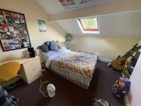 6 bed Terraced to rent Image 4