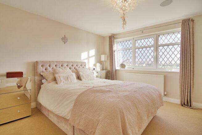Bedroom 1 (Double)