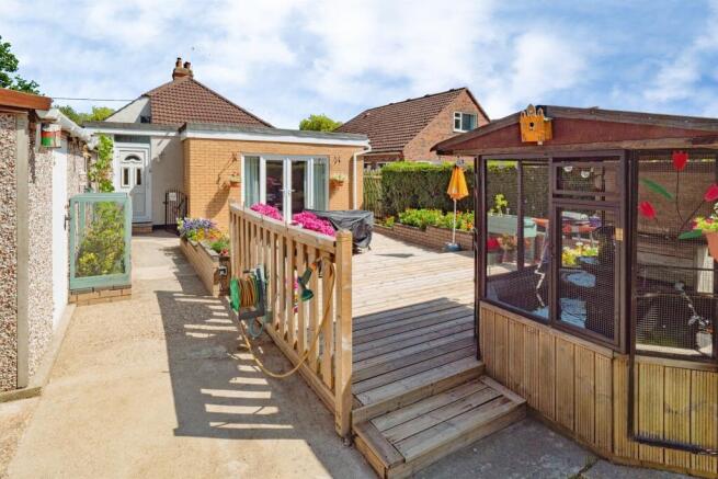 3 bed Detached Bungalow for sale Image 11