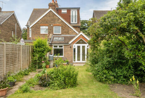 Church Road, Horley, Surrey, RH6