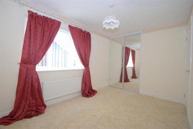 Bedroom 2 B.NEF.jpg