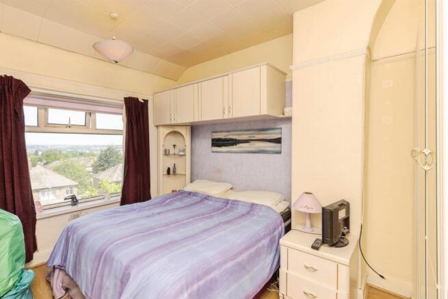 3 bed Semi-Detached for sale Image 10