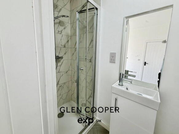 5 bed House of Multiple Occupation for sale Image 8