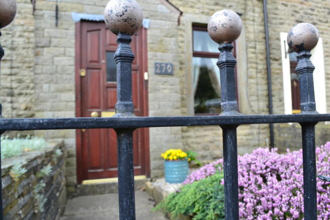 Photo 10